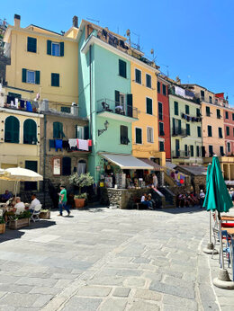 Vernazza, Via Roma