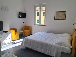 Camere Fontanavecchia, Vernazza Vacation,<br />Suite Zoe, Camere Giulia, Camere Margot